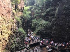 -龙潭大峡谷