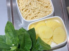 -宴全牛粤来越牛潮汕鲜牛肉火锅(海州万达广场店)