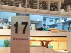-初念轻轻然(长阳创谷店)