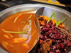 -沸炉重庆老火锅(军事博物馆店)