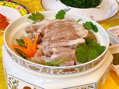 手把羊肉-德乐海蒙餐