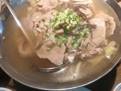 翘脚牛肉中锅-肖四女乐山跷脚牛肉(南汇大学城生活广场店)