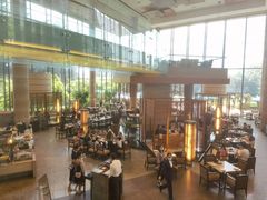 -松山湖凯悦酒店·Café自助餐厅·周末火舞秀表演