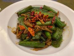 虎皮尖椒爆鹅肠-东豪园林海鲜酒家(南港路辅路店)