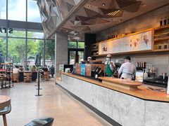 -星巴克臻选(杭州嘉里中心1F店)