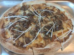 烤牛肉披萨-I HOLIC艾豪丽披萨(KKone店)