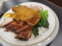 四宝饭-喜喜烧腊茶餐厅(骆克道店)