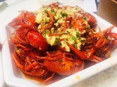 精品蒜香龙虾-阿胖龙虾(罍街店)