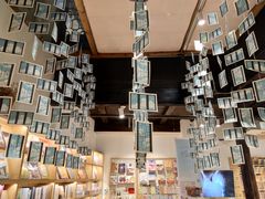 -猫的天空之城概念书店(杭州南宋御街店)