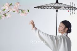 点击看大图 -挪娅婚纱摄影皇家会所