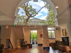 大堂-星巴克臻选(广州沙面店)