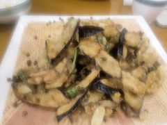 -鹤乡东北菜(崮山路店)