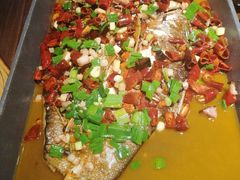 -有红鸡毛店·川菜(建设路店)