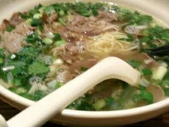 -遵义虾子张六羊肉粉(地王店)