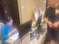 -三亚湾海居铂尔曼度假酒店