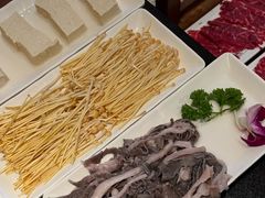 -牛事制造局牛肉火锅(莲岳路店)