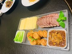 -四季民福烤鸭店(外滩外白渡桥店)