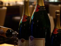 -龙虾酒吧扒房(宁波香格里拉店)