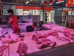 -锦绣大地生鲜食品厅(巨山路店)
