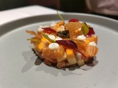 三文鱼沙拉-巴罗萨澳洲滚石牛排(万达广场店)