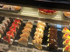 -Dough&Joe团憩(瑞虹天地月亮湾店)