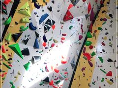 -问山MountQuest攀岩馆