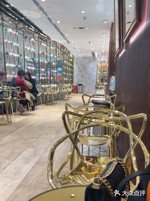 VENCHI 闻绮(北京国贸商城店)图片