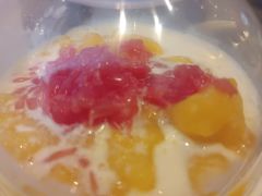 -喜茶(滨江宏岸店)
