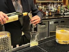 -龙虾酒吧扒房(宁波香格里拉店)