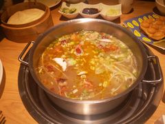 酸萝卜鸭架汤-守柴炉烤鸭(科华中路王府井店)