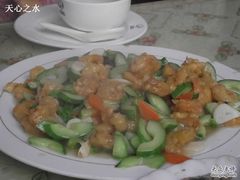 青瓜炒虾仁-抹直口特色菜馆(一店)