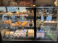 -星巴克(西藏路店)