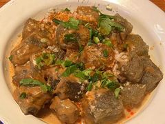 老大连焖子-喝丢一只鞋海鲜烧烤·海肠捞饭(市场店)