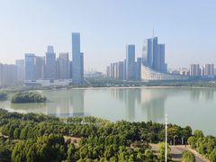 -天鹅湖大酒店