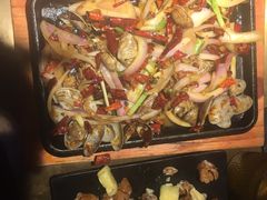 -吞鱼兽麻辣烤鱼(万达店)