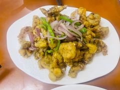 椒盐牛蛙-同兴半盆菜酒家(打浦路店)