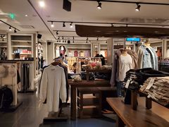 -Abercrombie & Fitch(三里屯太古里店)