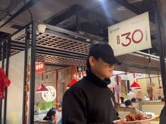 -叶派龙虾•招牌香辣蟹·海鲜(中海国际店)