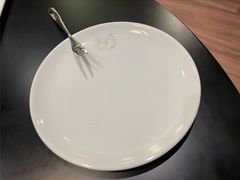 餐具摆设-青山上品咖啡·日式法兰绒手冲(高岛屋百货店)