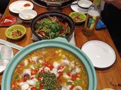 -重庆鸡公煲·青锅花椒鱼(牡丹江路店)