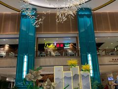 -亚洲国际大酒店·云顶阁旋转自助餐厅