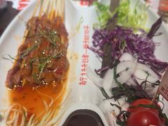 -威记烧嘢·南宁烧烤·超级生牛(绿地店)