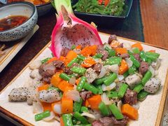 火龙果百合炒牛柳-上楼私房菜(院士路店)