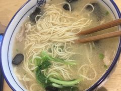 -镇南锅盖面馆(解放路店)