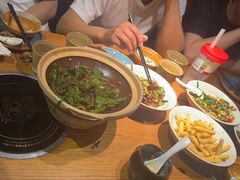 -吃饭皇帝大(合生汇店)