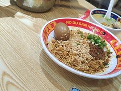 -魔都三兄弟酸辣粉·蘸卤炸串(虹桥万科店)