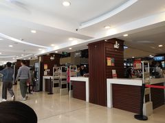-新华书店(泉城路店)