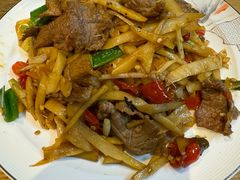 -牛八宝桂林米粉(八里庄店)