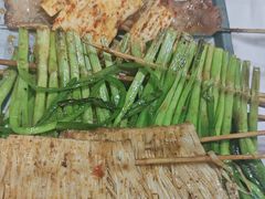 -云晓光头烧烤吧(盛夏店)