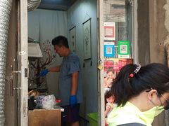 门面-小红车炸蛋葱油饼